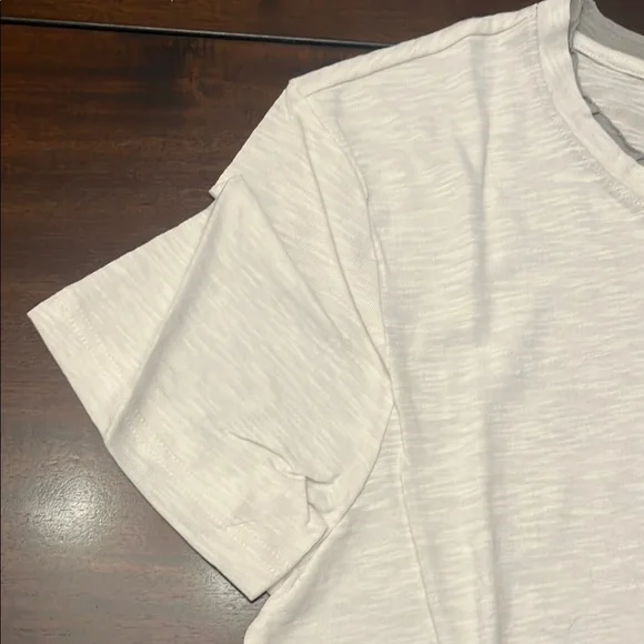 Guess White Short Sleeve Tee - Picture 4 of 7